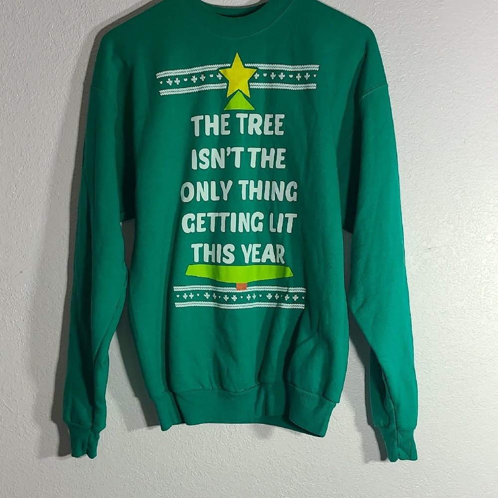 Hanes Green Crewneck Sweater with Festive Print